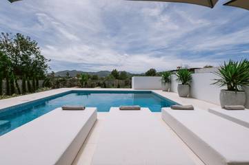 Villa in Santa Eulària des Riu, Ibiza Osten für 10 
