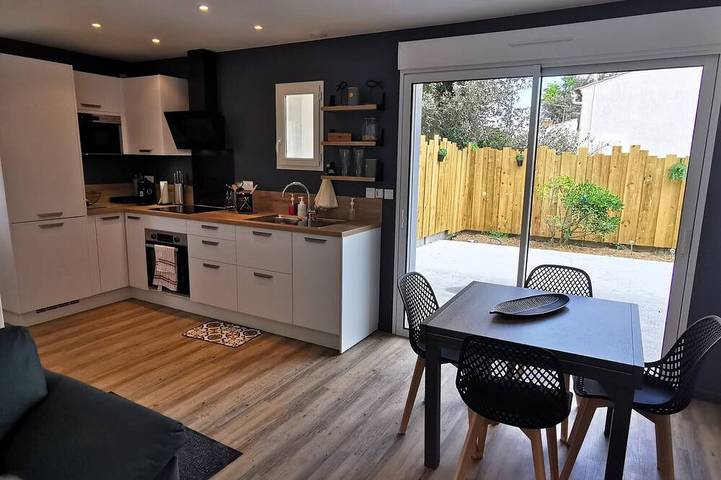 Maison de vacances pour 6 personnes, avec terrasse et jardin, animaux acceptés