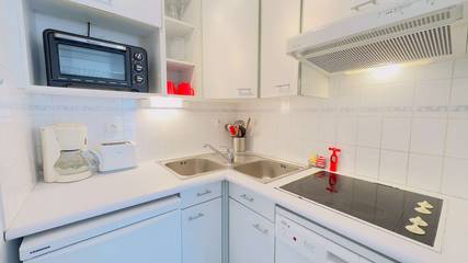 Holiday Apartment for 3 People in Saint-Martin-de-Ré, Côte des Fleurs, Photo 4