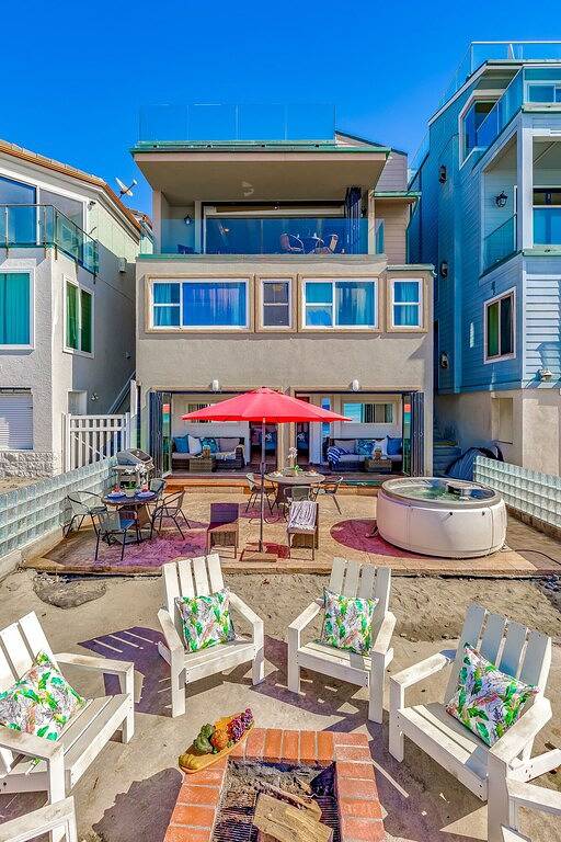 Vacation rental for 22 people, with balcony and hot tub, with pets in Oceanside