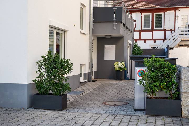 Ganze Ferienwohnung, 7Schwaben - 7Schwaben - Marli (Studiozimmer, 27 qm für 3 Personen (2 Erw.) in Bad Urach, Albsteig Etappe 9