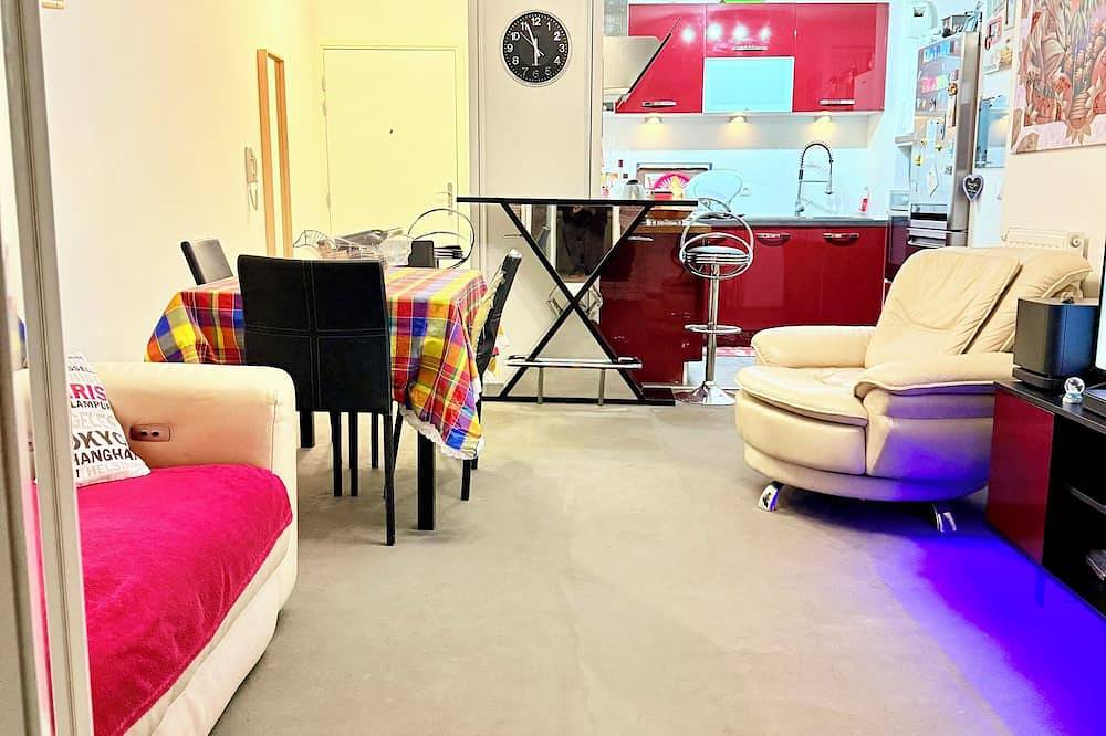 Entire apartment, Cosy apartment in Sevran - 15min from Parc Expo Villepinte and 20 min from Cdg in Sevran, Seine-Saint-Denis