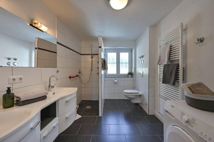 Ferienwohnung für 5 Personen, mit Ausblick und Balkon in Obermaiselstein - 4