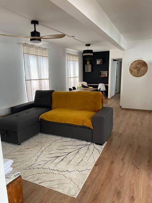 Gîte pour 6 personnes, avec vue et terrasse dans Le Barachois Saint Denis - 4