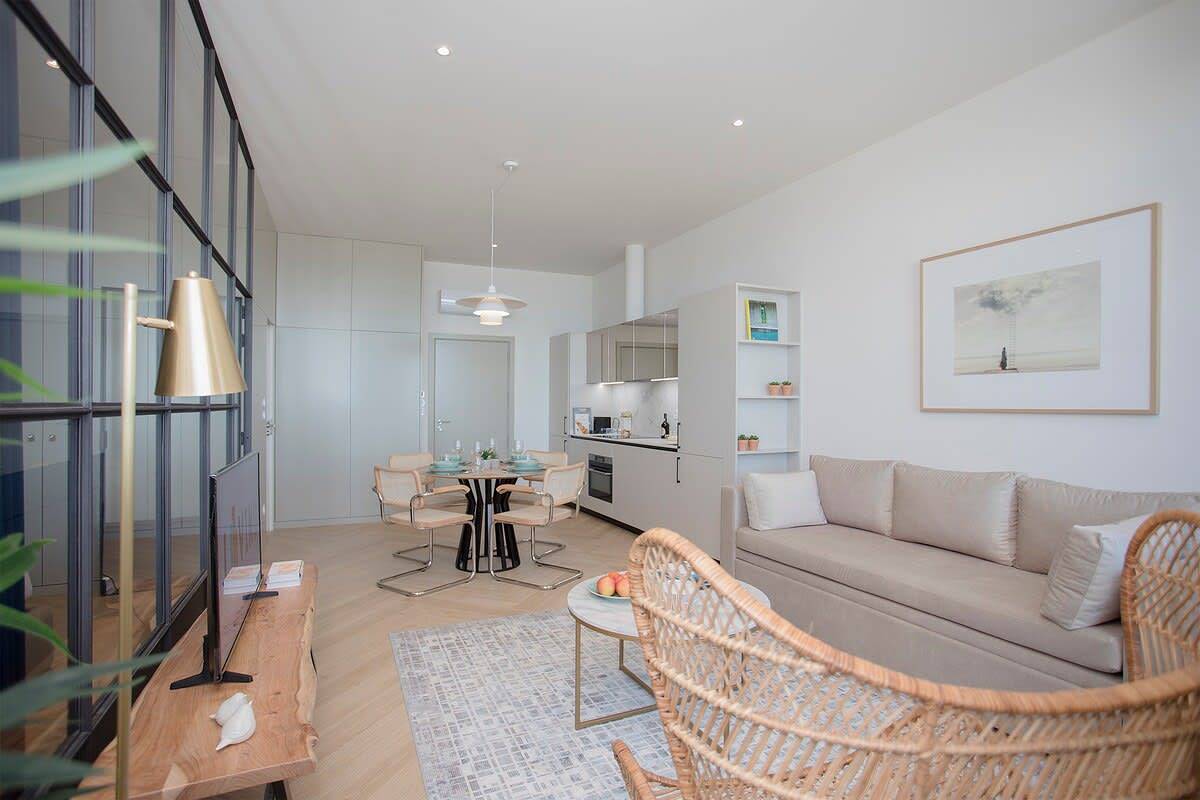 Entire apartment, Liiiving in Porto| Luxury Beachfront Apartment Iii in Foz do Douro, Porto