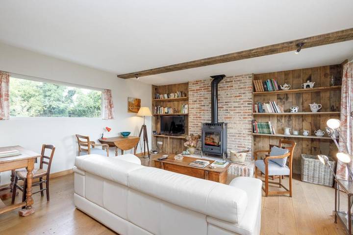 Location de vacances pour 6 personnes, avec jardin à Pierrefitte-en-Auge - 4