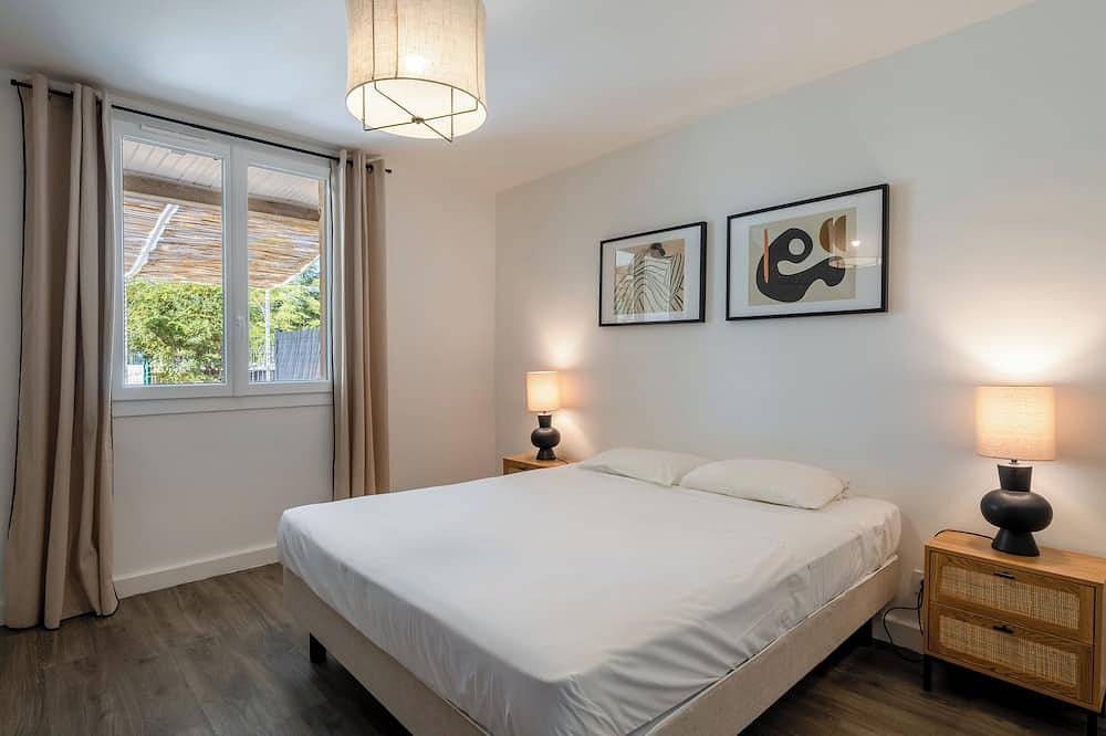 Apartamento entero, Provençal cottage in a tourist residence in La Roque-sur-Pernes, Vaucluse