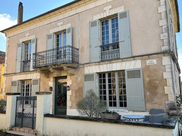 Chambre d’hôte pour 2 personnes, avec terrasse et vue à Saint-Avit-Sénieur
