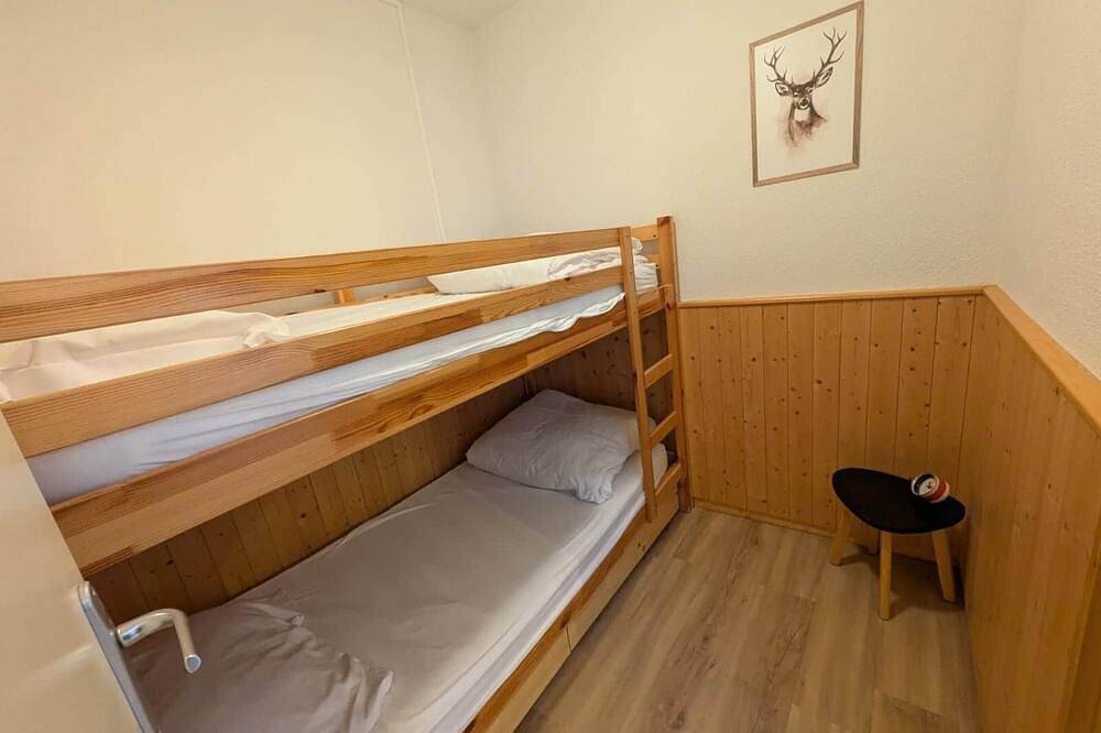 Entire apartment, Juracîmes Family 2 bedrooms in Mijoux, Gex