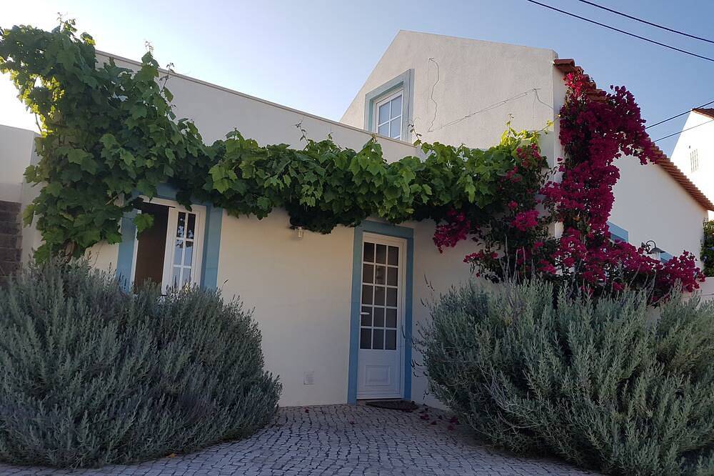 Casa vacanza a Oeste a partire da 473€ a notte