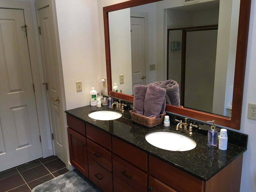 Ganze Wohnung, Lassen Sie Ihr Gepäck fallen und begeben Sie sich auf die Piste in dieser Ski-In / Out-Wohnung in den Lodges in Killington, Rutland County