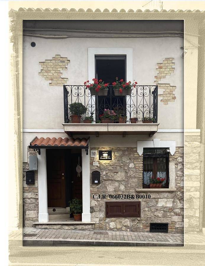 B&b per 4 persone, con balcone in Celano