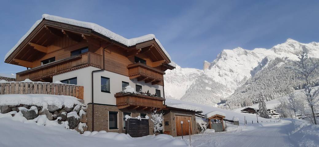 Ferienwohnung für 2 Personen, mit Terrasse und Pool in Maria Alm - 2