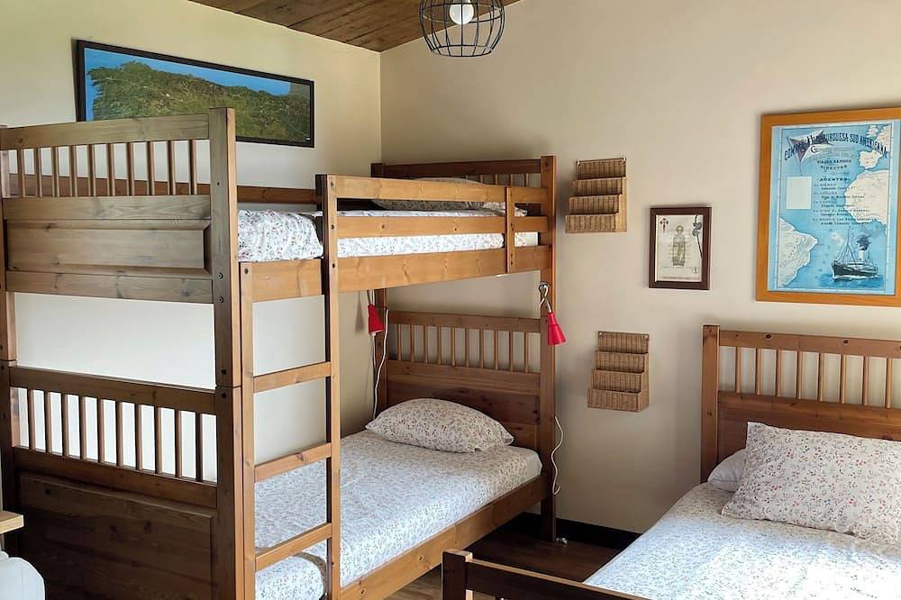 Unspoiled getaway,  superb ocean views house in a natural area  in Cedeira, Costa de Galicia