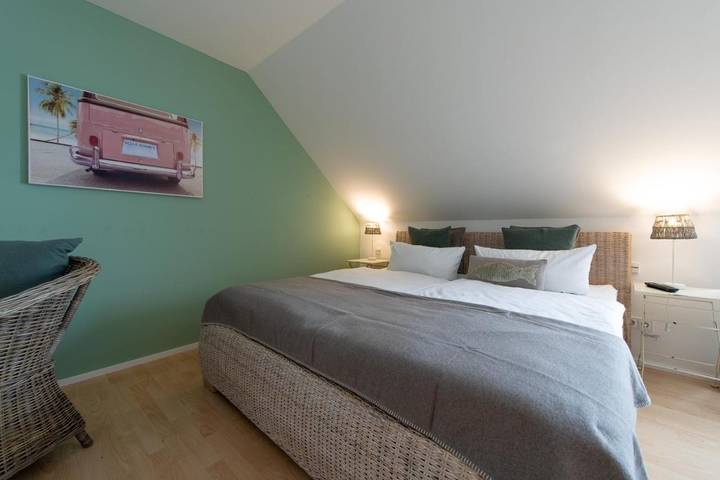 Hotel für 2 Personen, mit Sauna und Terrasse, mit Haustier in Konstanz-Litzelstetten - 2