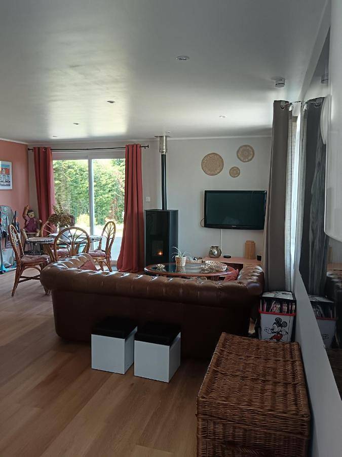 Location de vacances pour 4 personnes, avec jardin et vue, adapté aux familles à Carly - 3