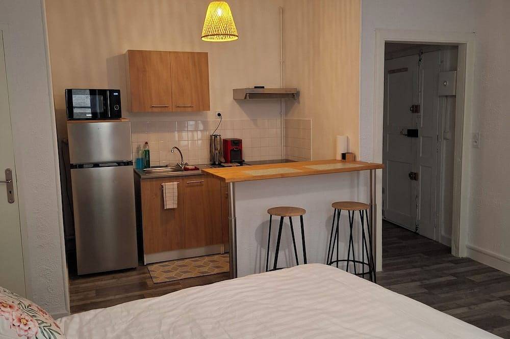 Entire apartment, Studio in the heart of Sommières in Sommières, Nimes region