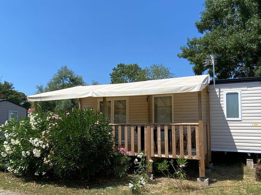 Camping de l'Arnel - Mobilheim 4 personen - Riviera Flower - 32m2 - 2 Schlafzimmer in Villeneuve-lès-Maguelone, Mittelmeerküste (Frankreich)