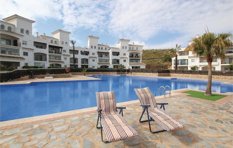 Apartamento de vacaciones para 4 personas, con piscina y terraza - 1