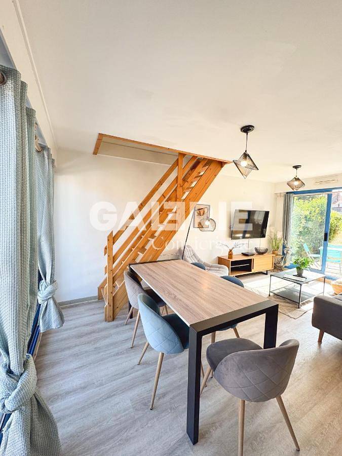 Gîte pour 5 personnes, avec Balcon et Terrasse ainsi que Jardin et Vue dans Office De Tourisme De La Terre Des 2 Caps - 4