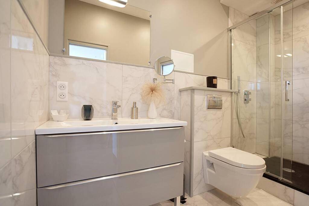 Appartement entier, One-Bedroom Apartment in Troyes, Aube