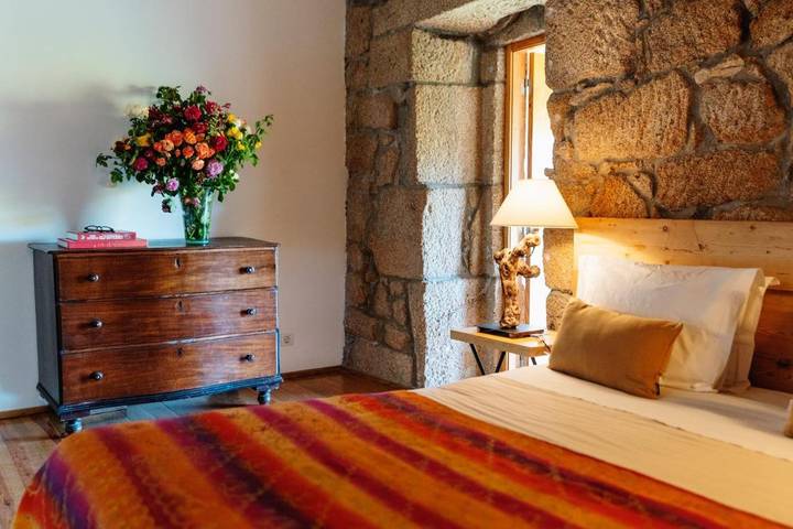 Casas e apartamentos de temporada para 4 pessoas, com jardim e piscina, adaptado a crianças em Distrito de Vila Real