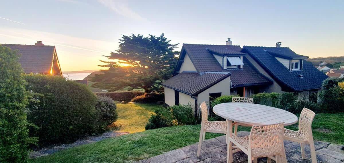 Cottage du Cap Gris-Nez vue mer avec terrasse in Audinghen, Région de Boulogne-sur-Mer