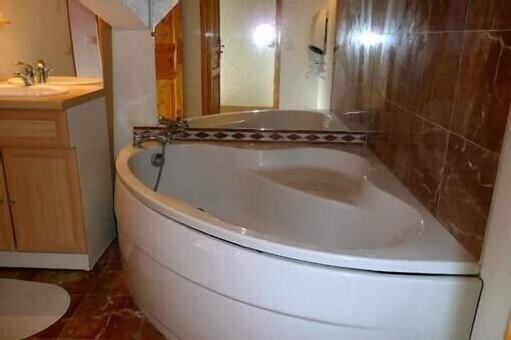 Appartement entier, Arcs1800 très ensoleillé 3 pièces 3 salles eau  balcon 50m Transarc et commerces in Arc 1800, Bourg-Saint-Maurice