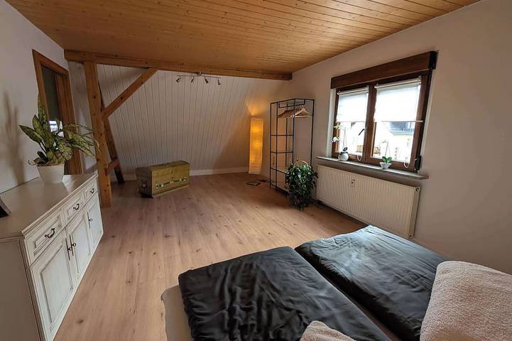 Ferienwohnung für 4 Personen, mit Balkon und Garten in Chemnitz - 3