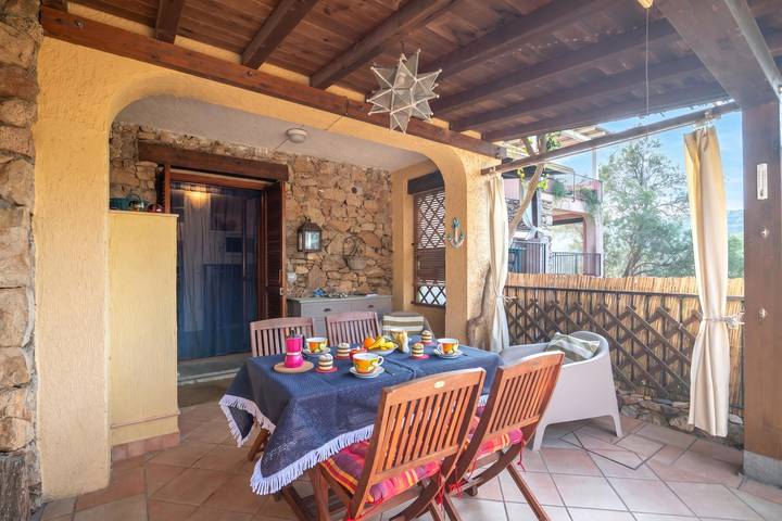 Gîte pour 2 personnes, avec piscine et terrasse à Porto Rotondo - 2