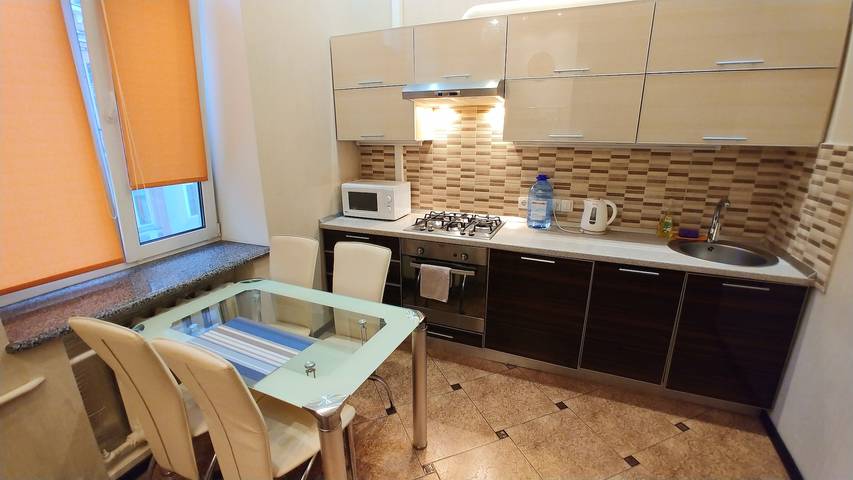 Apartament wakacyjny dla 3 osób, z balkon w Kijów