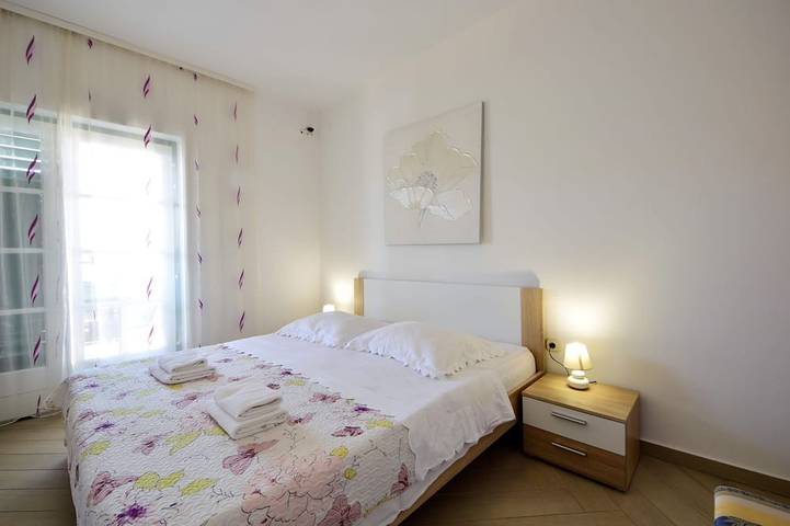 Ganze Wohnung, Katarina 5 in Brodarica, Šibenik-Knin