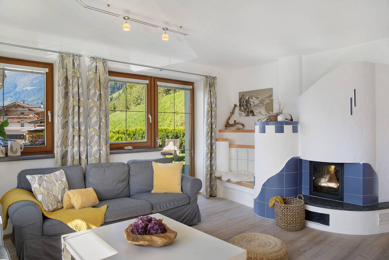 Holiday Home 'Zillertalblick' with Mountain View, Private Terrace and Wi-Fi in Zellberg, Tirolean lowland region