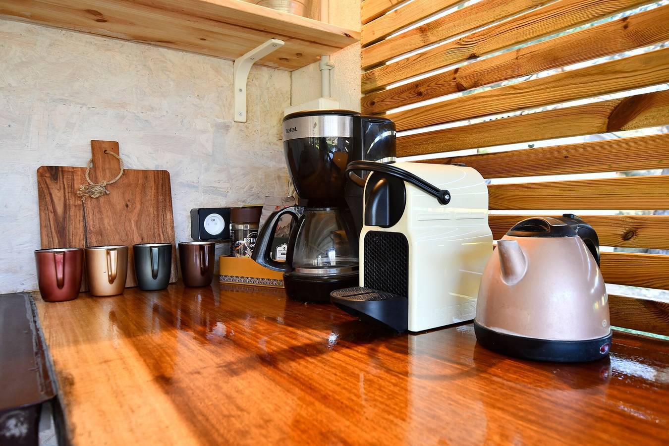 Studio entier, Studio « Bulle de Sainte-Baume » avec vue sur la montagne, terrasse privée et Wi-Fi in Plan-d'Aups-Sainte-Baume, Côte méditerranéenne (France)