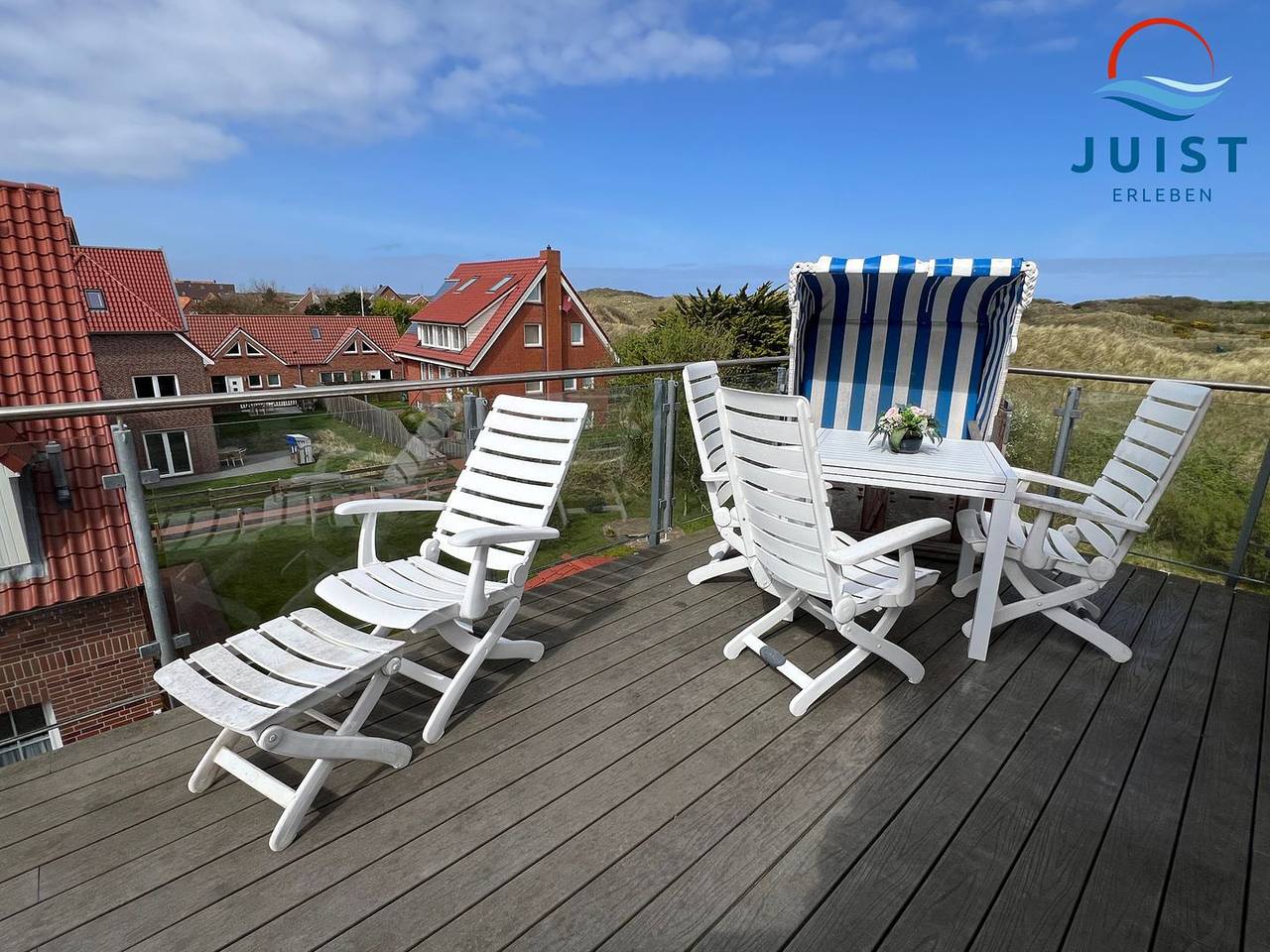 Ganze Wohnung, Familienfreundliche Ferienwohnung mit Balkon, direkt am Wattenmeer gelegen in Juist