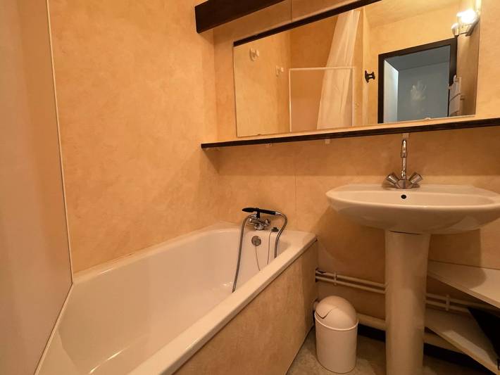 Gîte pour 6 personnes, avec balcon dans Super Lioran - 4