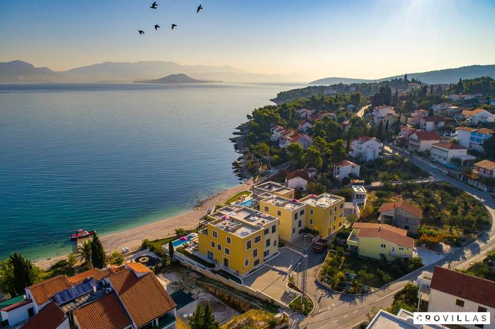 Villa pour 14 personnes, avec Vue sur l’océan à Slatine