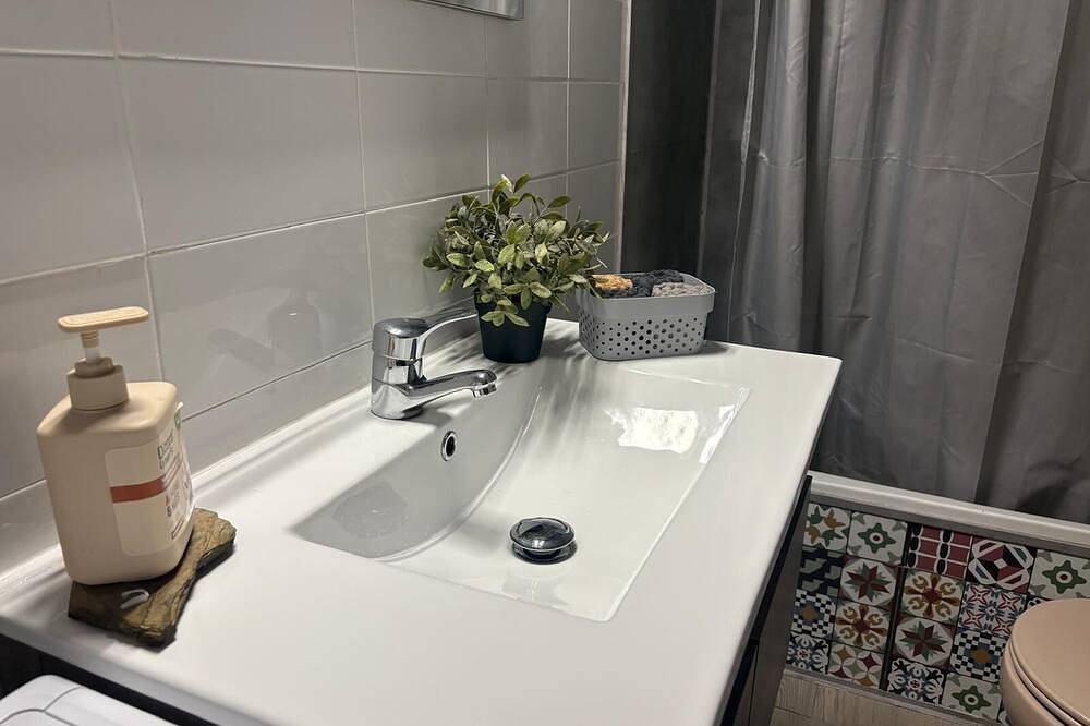 Apartamento entero, Apartamento excelente ubicacion en el centro de la ciudad in Huelva, Costa de la Luz