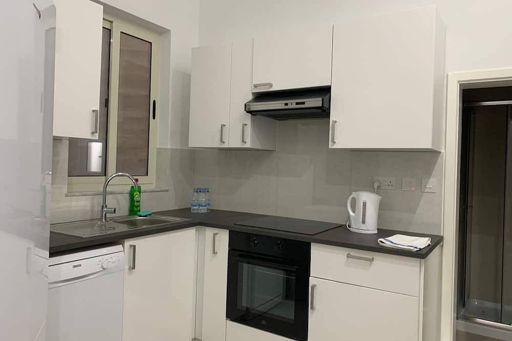 Geheel appartement, Sliema Seafront location large 2 Bedroom Apartment in Sliema, Malta