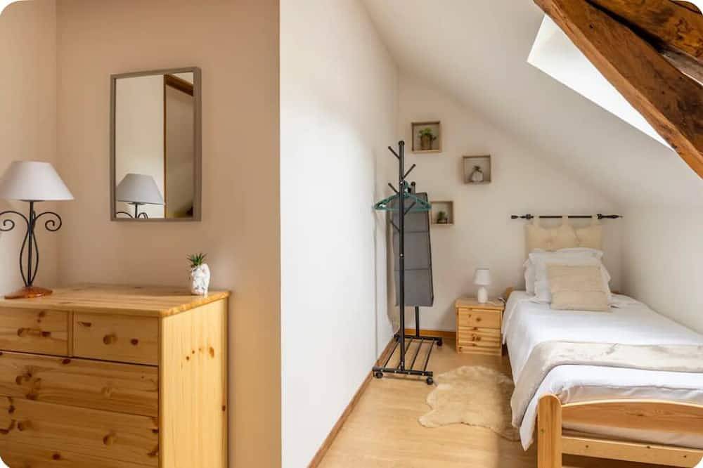 Maison de Charme à la Campagne, Avec Piscine Privée in Frayssinet-le-Gélat, Quercy