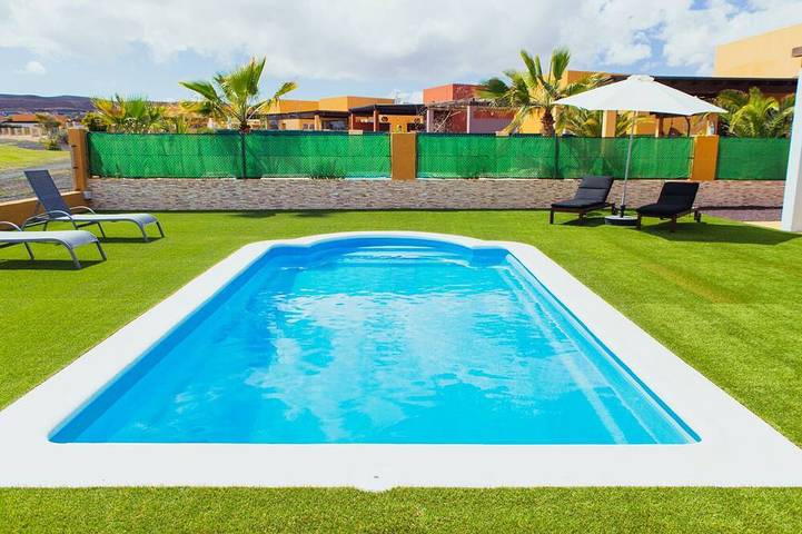 Villa für 14 Personen, mit Whirlpool und Garten sowie Terrasse auf Fuerteventura