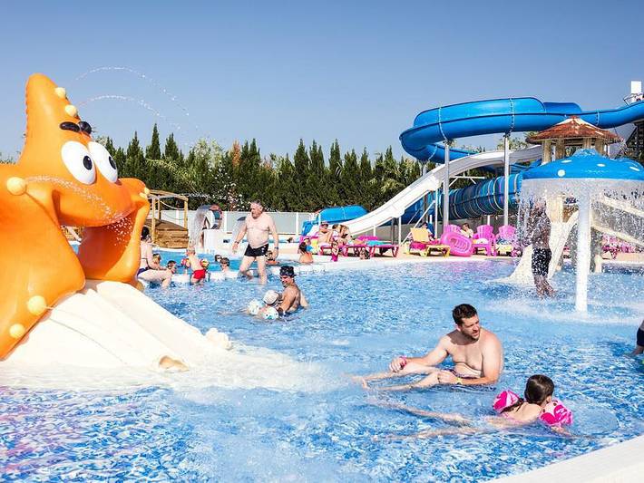 Camping für 6 Personen, mit Kinderpool in Hyeres - 4