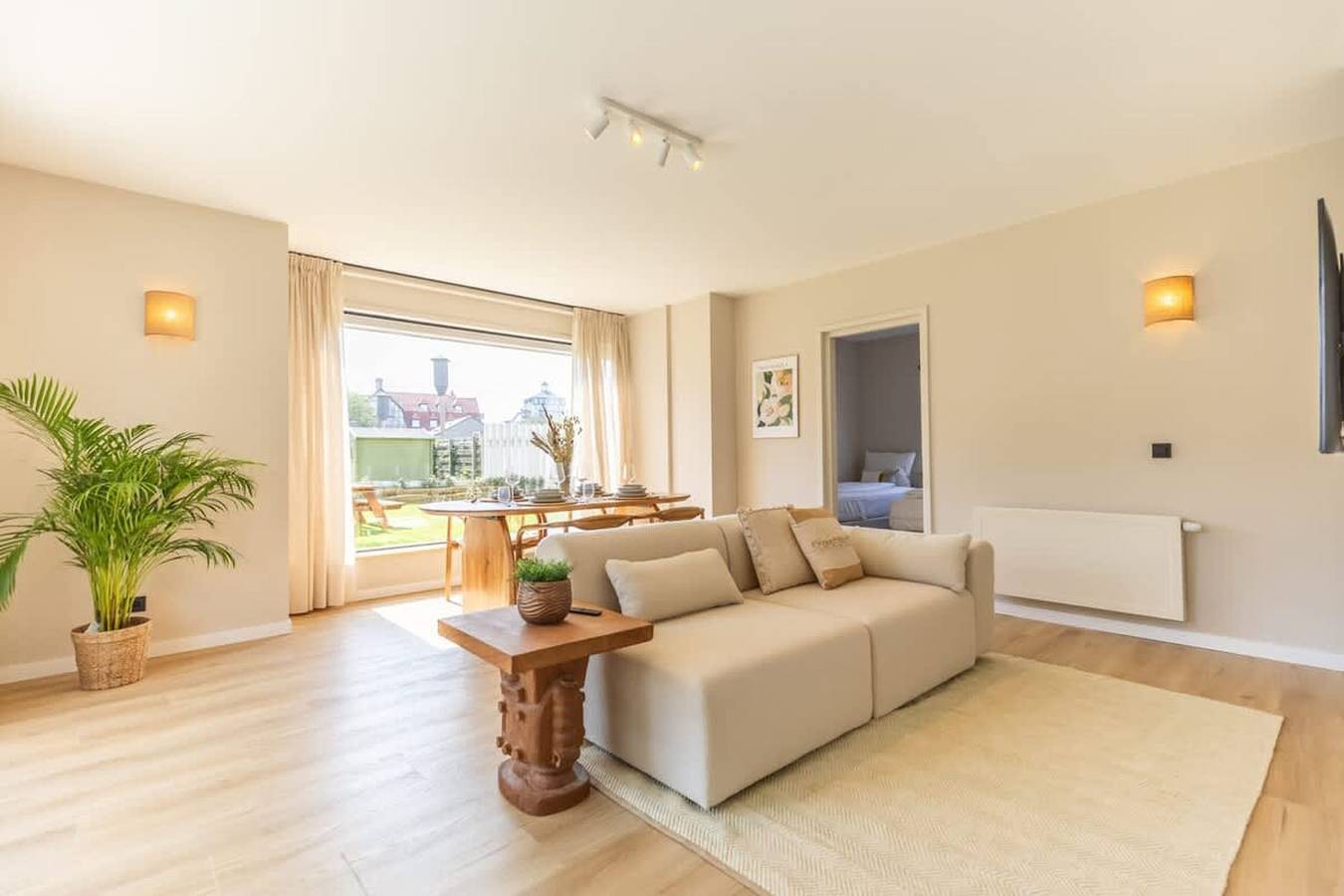 Geheel appartement, Casiola - Charming Apartment with Garden   Parking in Cadzand-Bad, Zeeuwse Kust