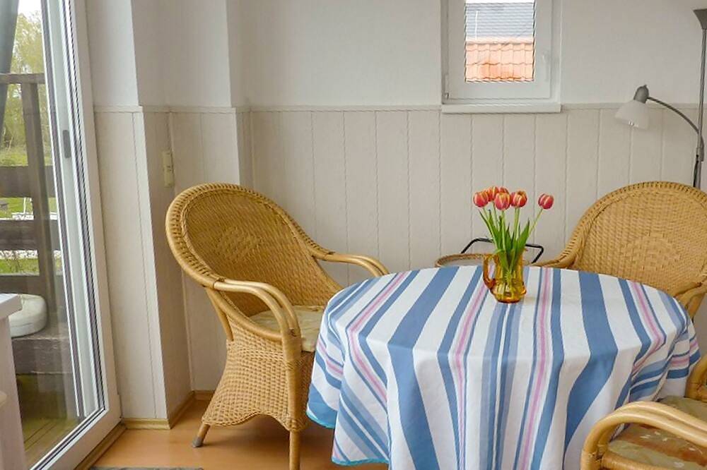 Apartamento entero, Apartamento Mar Báltico - Cottage en el lago Ribnitzer in Ribnitz, Ribnitz-Damgarten