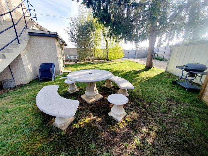 Location de vacances pour 6 personnes, avec jardin dans Breteau - 4