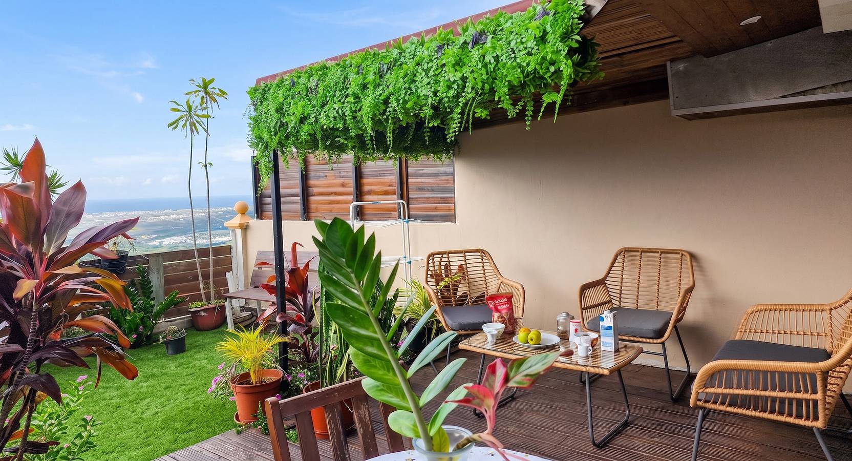 Ganze Wohnung, Wohnung mit Meerblick in Saint-Paul, 50 m², Terrasse in Saint-Paul, La Réunion