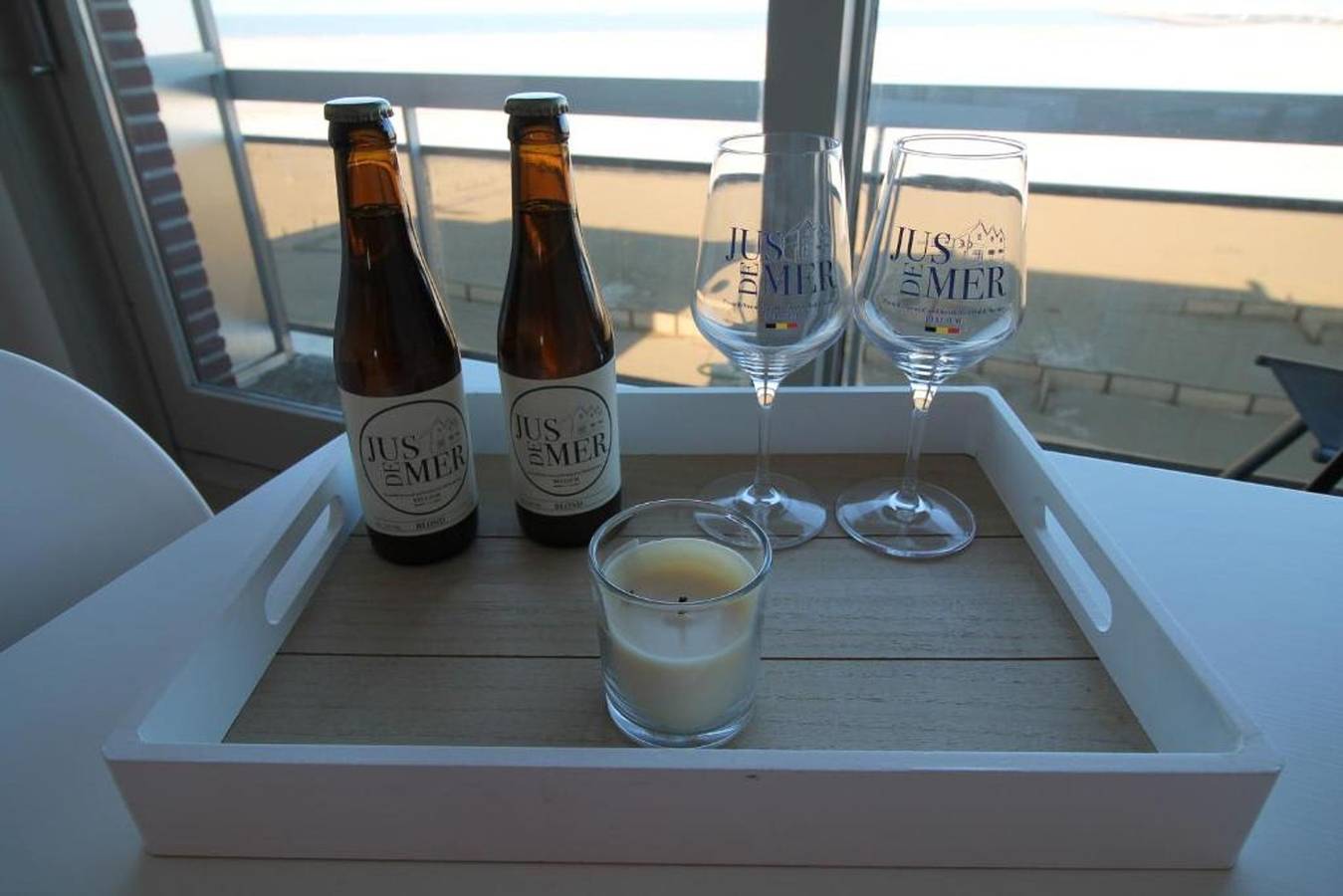 Studio entier, Modern Beachfront Apartment in Zeebrugge in Bruges, Côte belge