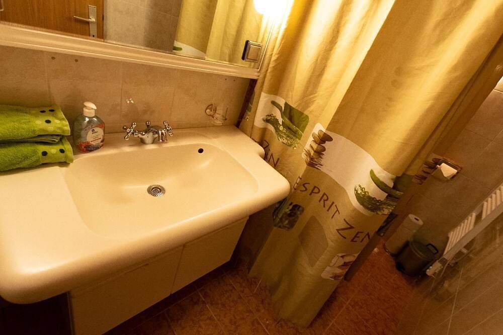 Ganze Wohnung, Mit beheiztem Pool in Flattach in Flattach, Bezirk Spittal an der Drau