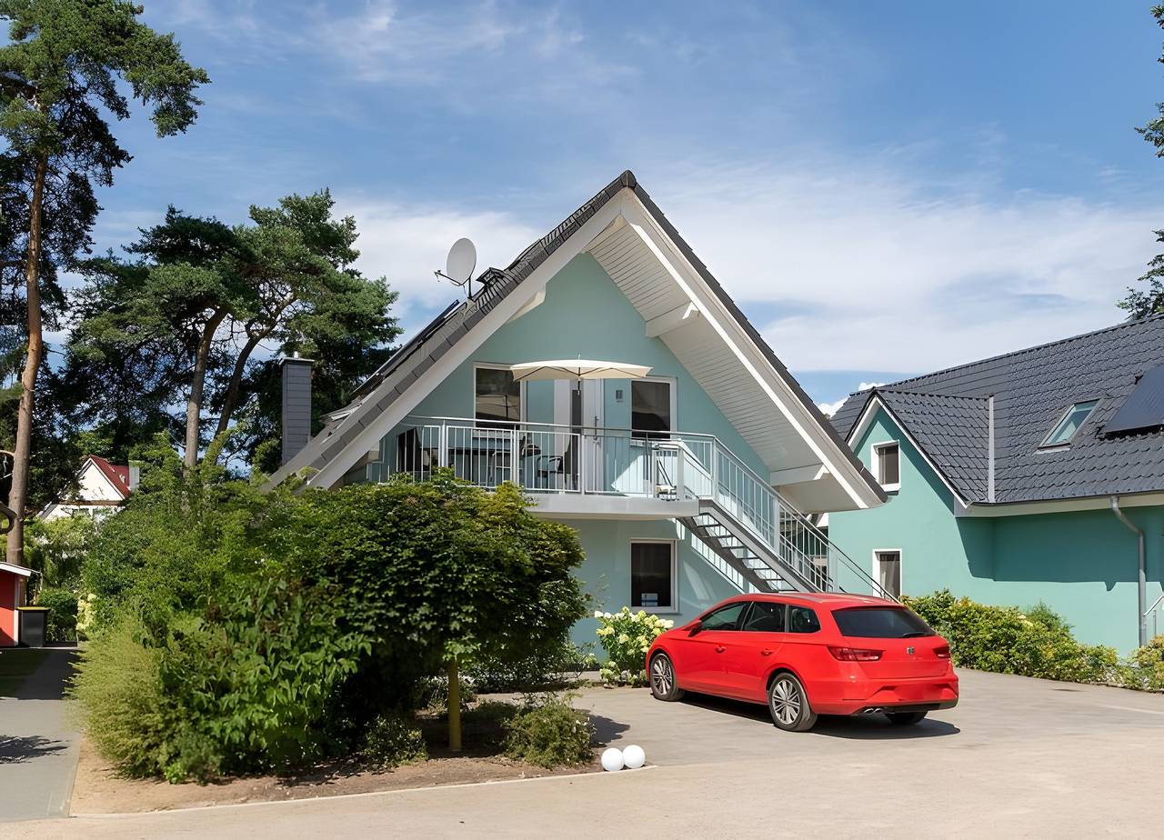Appartement entier, Appartement accessible 'Haus K 102 Rdc' avec terrasse privée, jardin et Wi-Fi in Röbel, Lac Müritz
