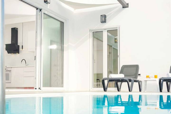 Location de vacances pour 4 personnes, avec piscine et terrasse dans Agia Pelagia - 4